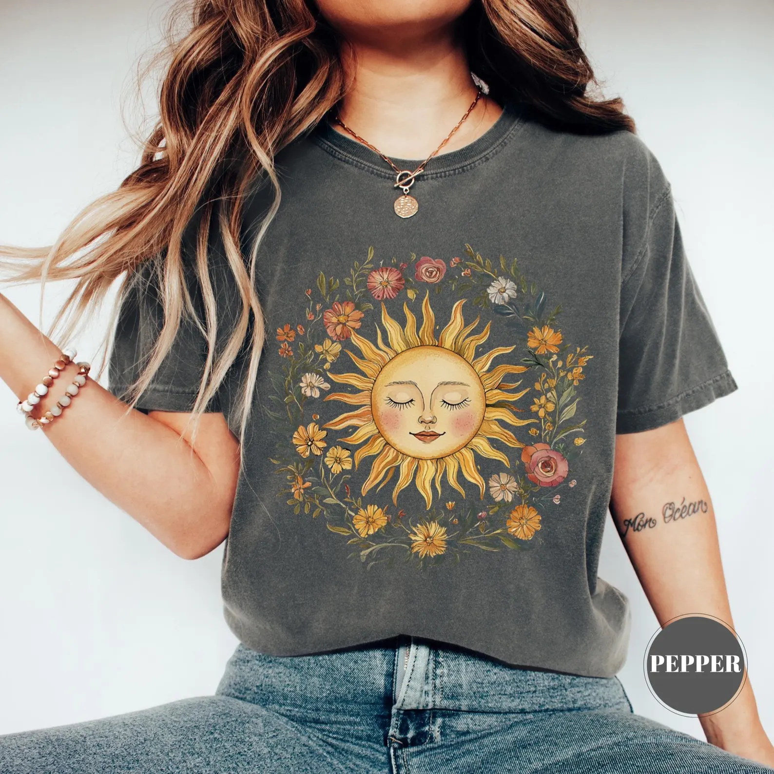 Boho Spiritual Sun T-Shirt, Cute Bohemian Tee, Celestial Hippie Clothing, Vintage Women Clothing, Hippy Clothes, Chic Style, Floral Outfit